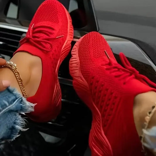 Raya – Czerwone sportowe buty damskie o oddychającej strukturze