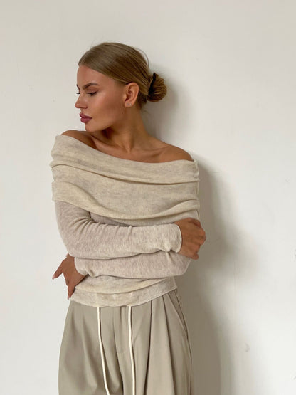 Natalia - Prążkowany top z odkrytymi ramionami