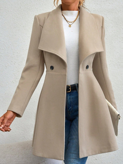 Klara – Płaszcz Elegancki z Klapami