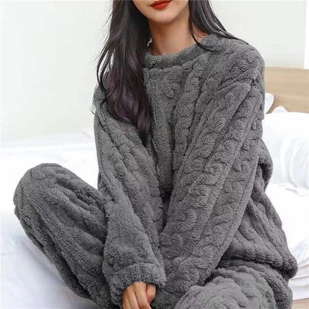 Amelia – Cashmere-Feel Plush Lounge Set for Women