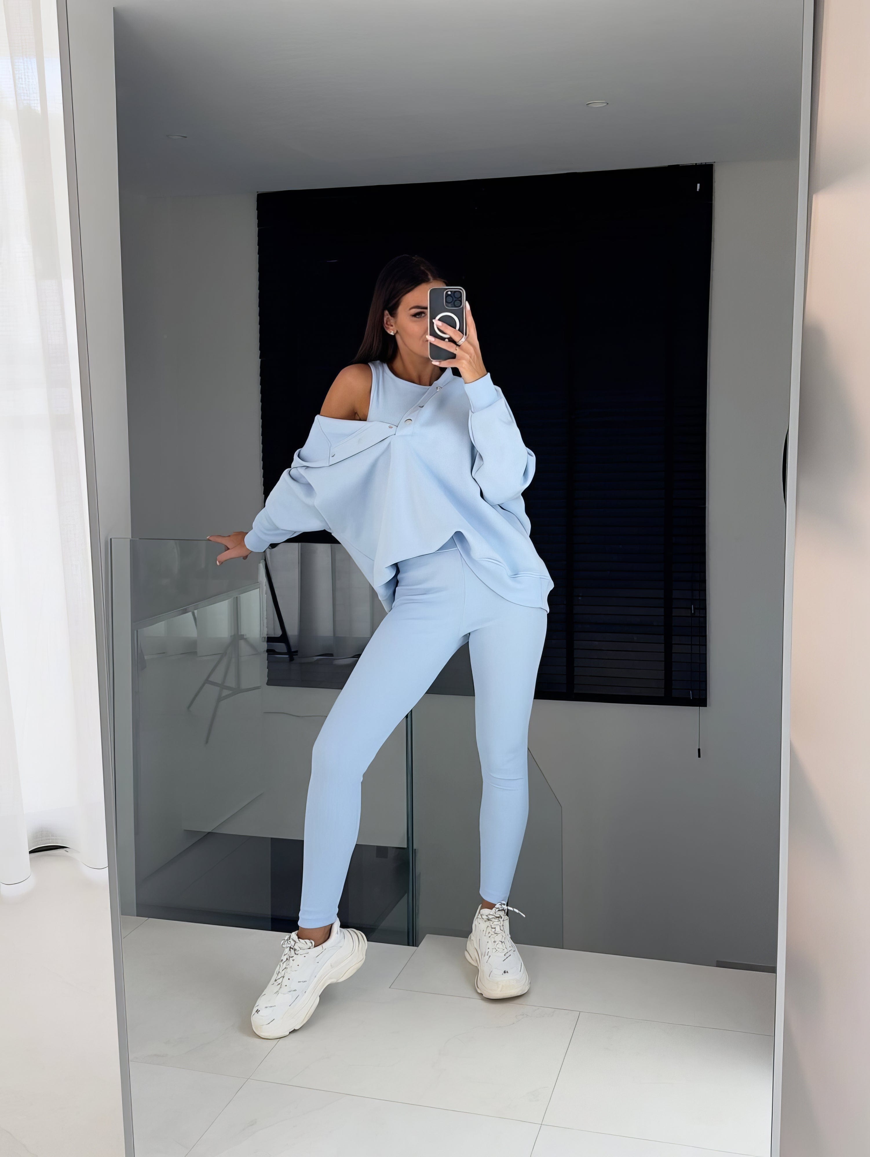 Kalina – Dresowy komplet damski o nowoczesnym kroju