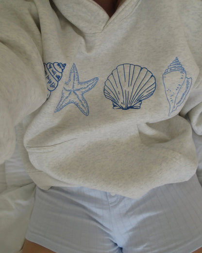 Isla – Coastal Graphic Hoodie